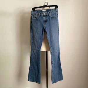 MODERN | Medium-Wash Denim 515 Levi's Long Bootcut Jeans